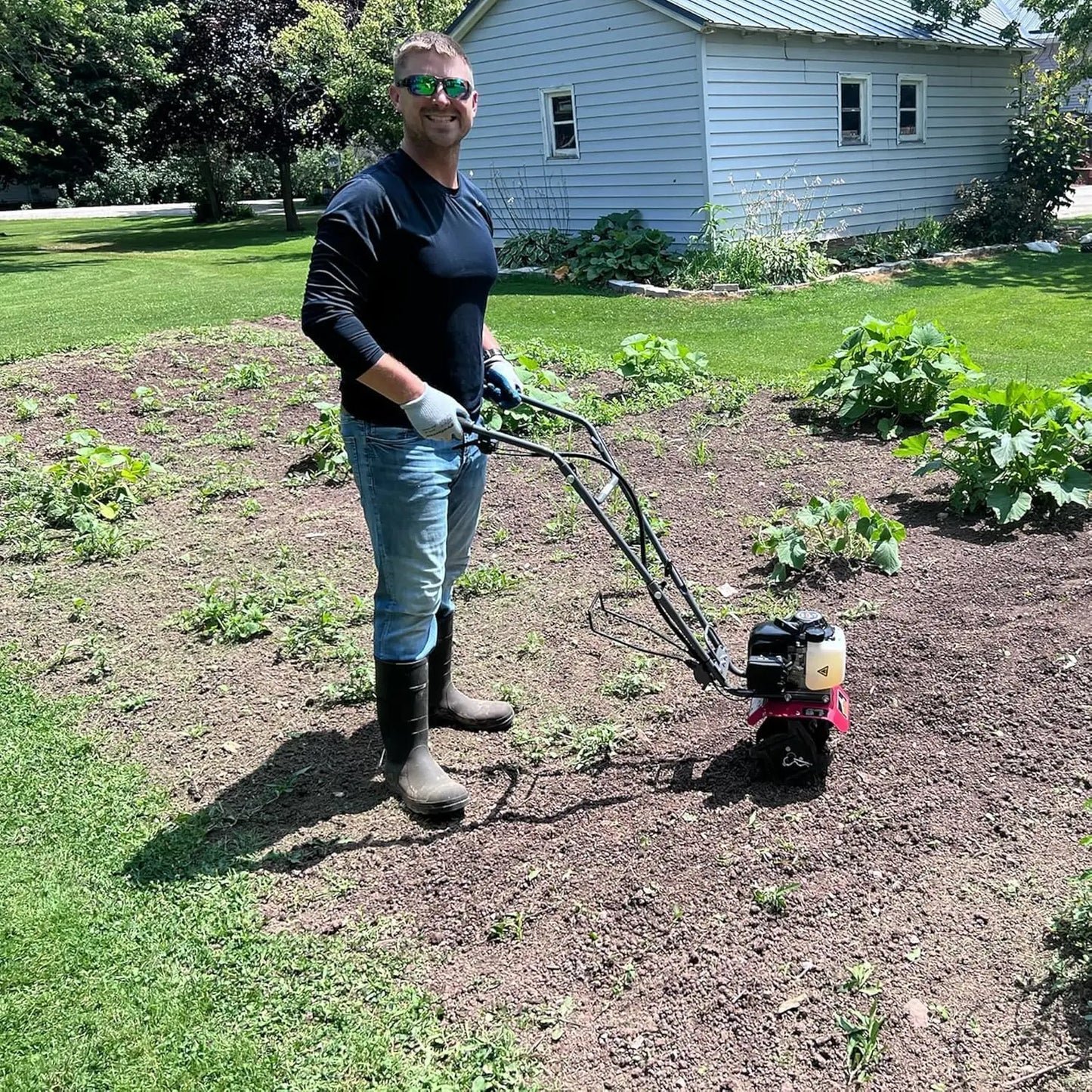 Gas Powered Tiller w Adjustable 4 Steel Tines